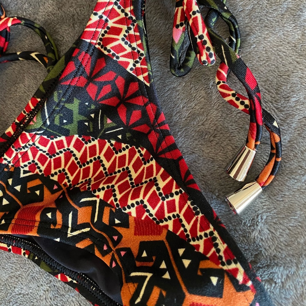 Brazilian Ripple Red Bikini - Picture 8 of 8